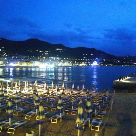 Stromae Apartment Cefalu