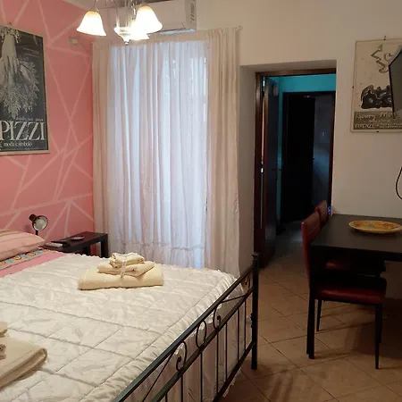 Stromae 1 Minute Duomo 3 Bedrooms 8 Guests Free Wifi Daire